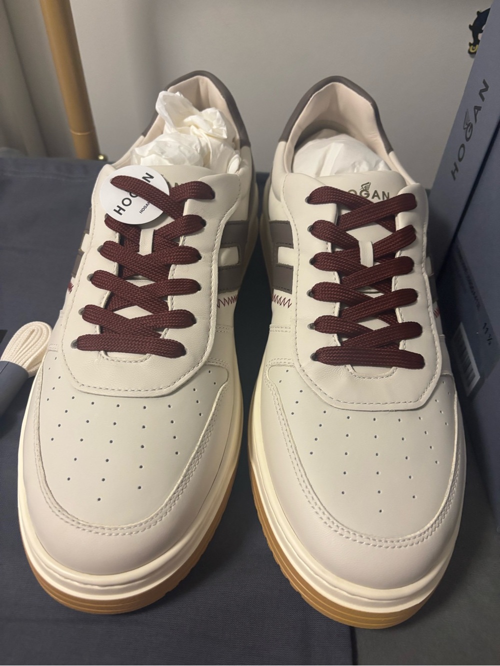 Hogan Men’s Cream Leather Sneakers with Burgundy Laces and Gum Sole